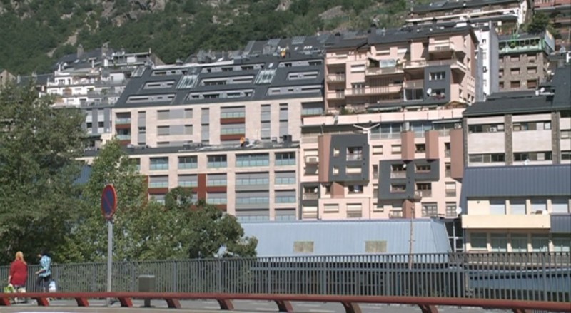 Setze particulars i comunitats de veïns reben subvencions del pla Renova